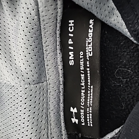 Men's Under Armour Hoodie - Picture 2 of 2